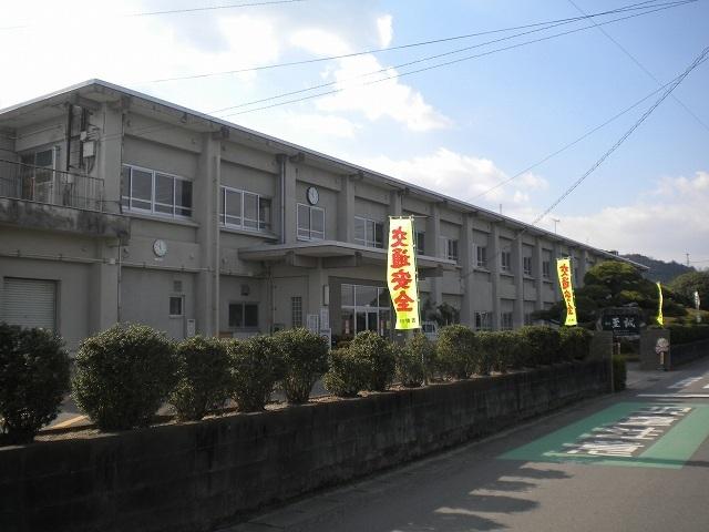 小学校　学島小学校（小学校）まで860m