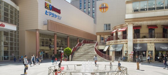 ショッピングセンター　深川ギャザリア（ショッピングセンター）まで358m