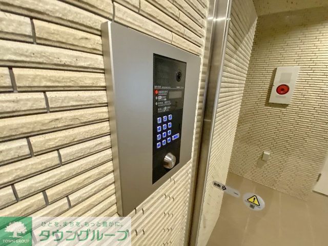エントランス　エントランス