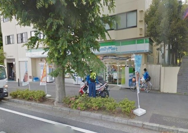 コンビニ　ファミリーマート戸塚鳥が丘店（コンビニ）まで843m