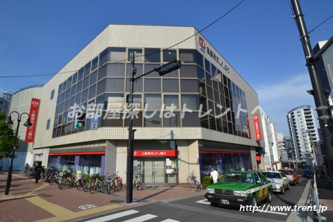 銀行　三菱東京UFJ銀行 東中野支店（銀行）まで330m
