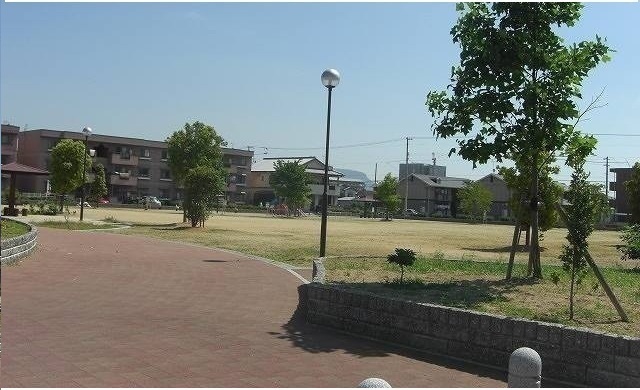 公園　松縄流石公園（公園）まで700m