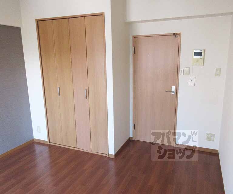 居室・リビング　きれいなお部屋です