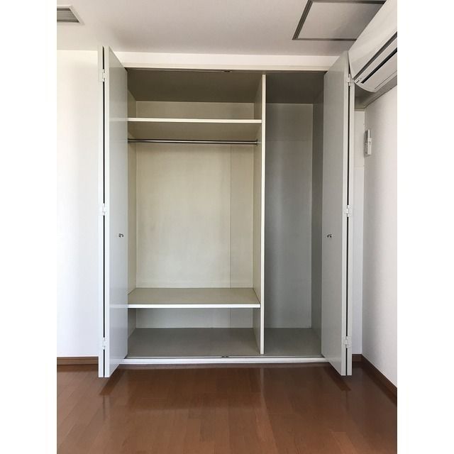 収納　※全て別号室のお写真。内装等参考にしてください。