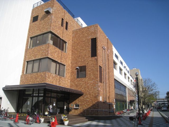 役所　行徳支所（役所）まで1100m