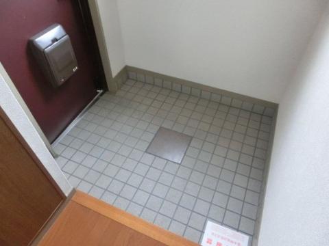 玄関　（イメージ）