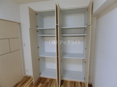 収納　クローゼット