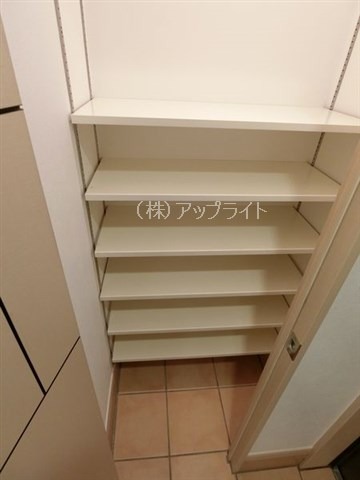 その他設備　シューズボックス