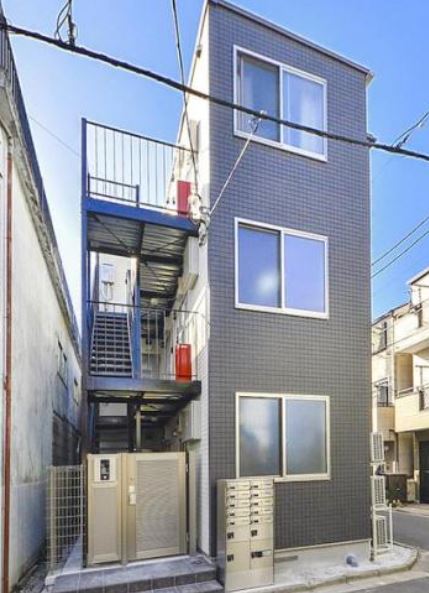 建物外観　★築浅で綺麗な外観★