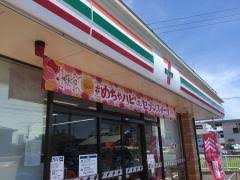 コンビニ　セブンイレブン 藤枝稲川店（コンビニ）まで709m