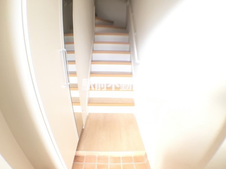玄関　類似部屋