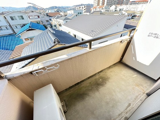 バルコニー　※別部屋の写真です