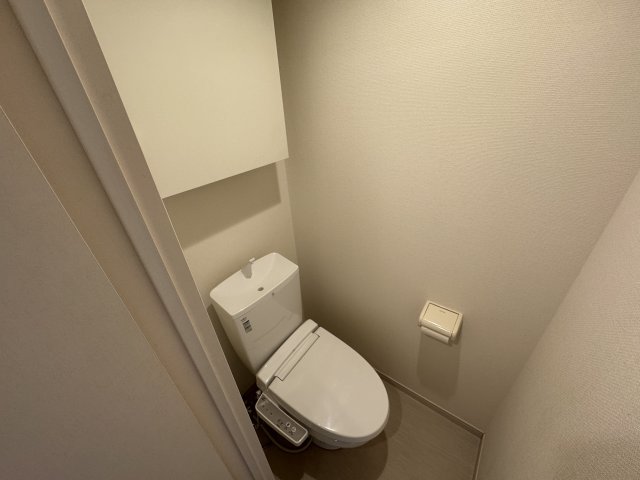 トイレ　シャワー付き暖房便座