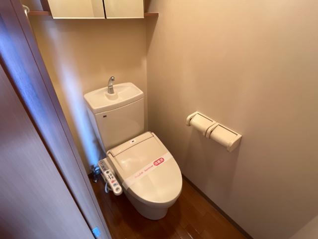 トイレ　シャワー付トイレ