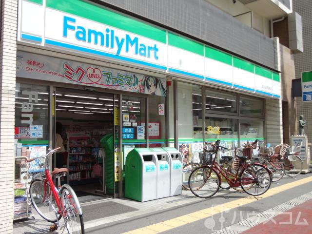 コンビニ　ファミリーマート淀川区役所前店，（コンビニ）まで280m