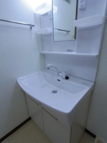 洗面設備　【参考写真】