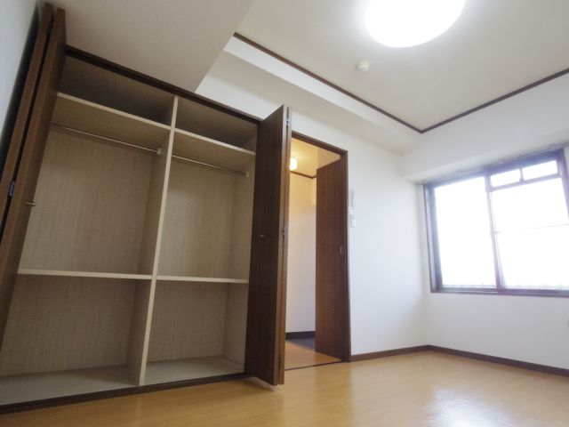 収納　【参考写真】