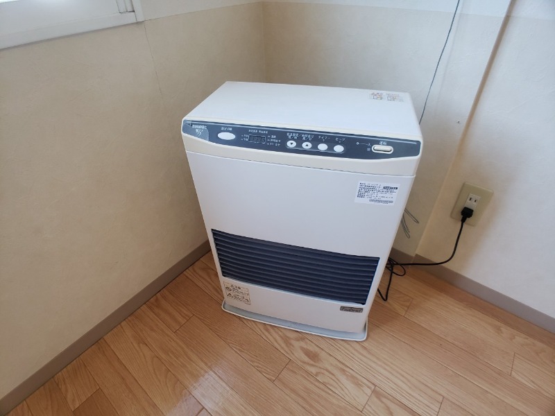 その他設備　灯油暖房です。札幌の寒い冬もこれで大丈夫！