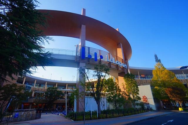 ショッピングセンター　ららぽーと横浜店（ショッピングセンター）まで1417m