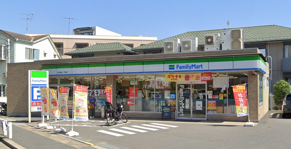 コンビニ　ファミリーマート 市川高谷一丁目店（コンビニ）まで377m