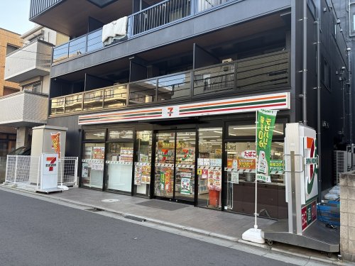コンビニ　セブンイレブン 川崎塚越四丁目店（コンビニ）まで295m