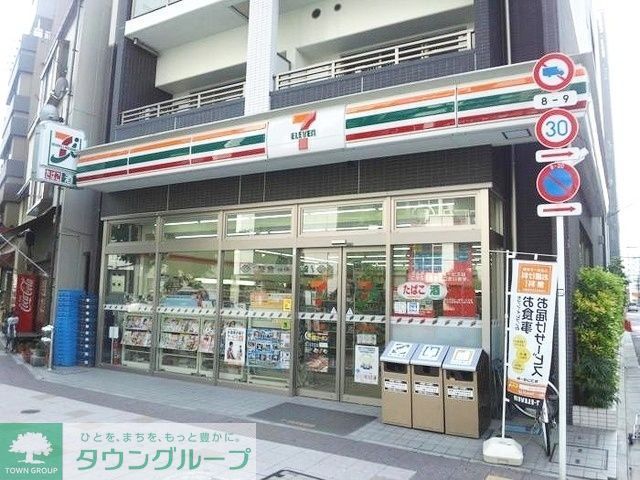 コンビニ　セブンイレブン中央区新川2丁目店（コンビニ）まで10m