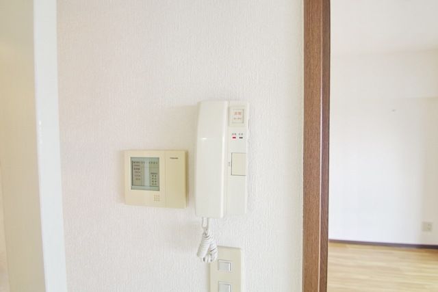 セキュリティ　★インターホンあり★