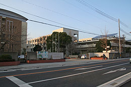 高校・高専　兵庫県立飾磨工業高等学校（高校・高専）まで1400m