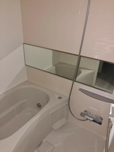 バス・シャワールーム　写真は同タイプ住居です
