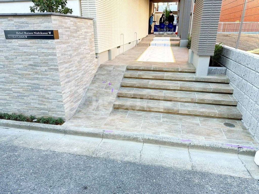 エントランス　庭