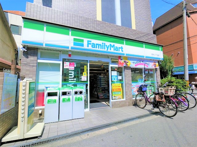 コンビニ　ファミリーマート塚本二丁目店（コンビニ）まで135m