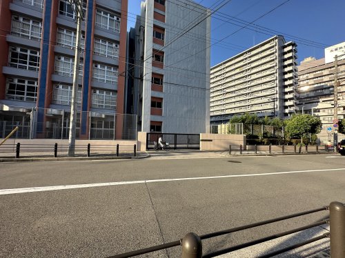 中学校　日本橋小中一貫校（中学校）まで1022m
