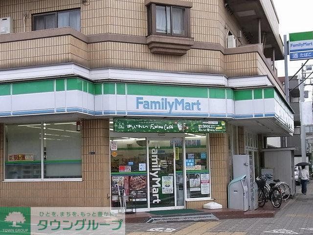 コンビニ　ファミリーマート（コンビニ）まで30m
