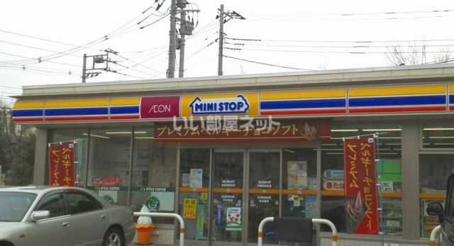 コンビニ　ミニストップ 青葉荏田町店（コンビニ）まで646m