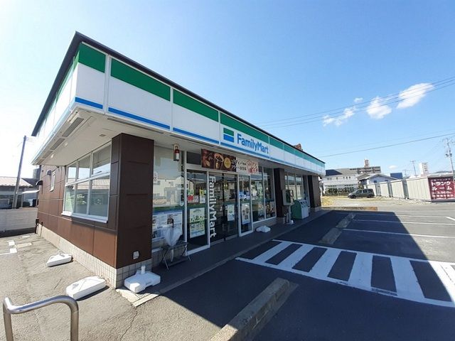コンビニ　ファミリーマート石巻南中里店（コンビニ）まで550m