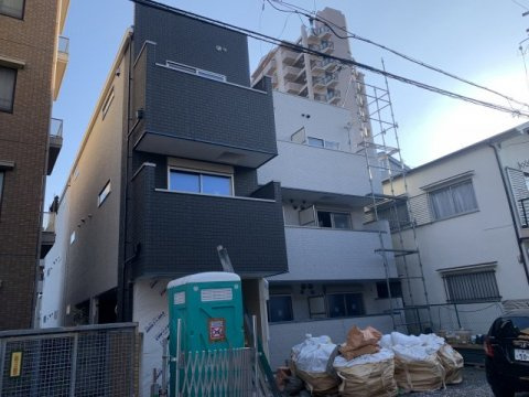 建物外観　モニター付きインターホン完備♪