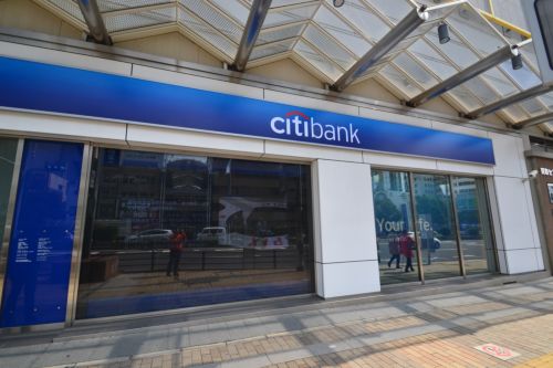 銀行　シティバンク銀行　神戸支店（銀行）まで986m