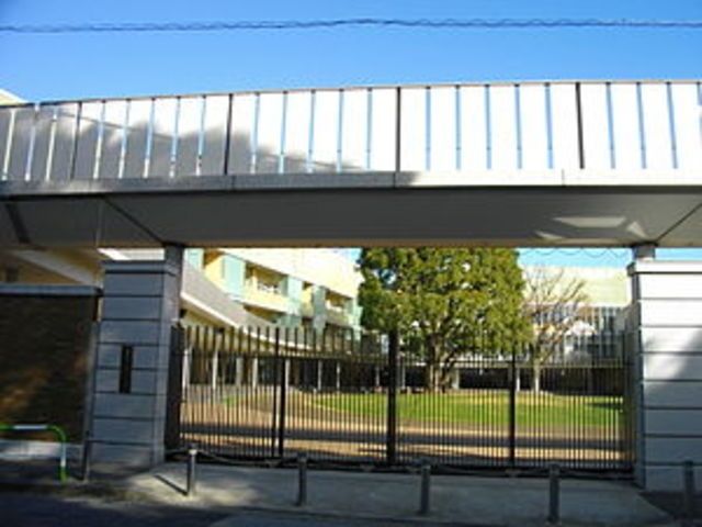 幼稚園・保育園　青山学院幼稚園（幼稚園・保育園）まで556m