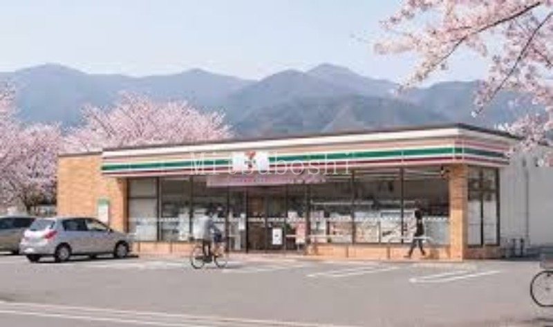 コンビニ　セブンイレブン用賀インター店（コンビニ）まで1092m