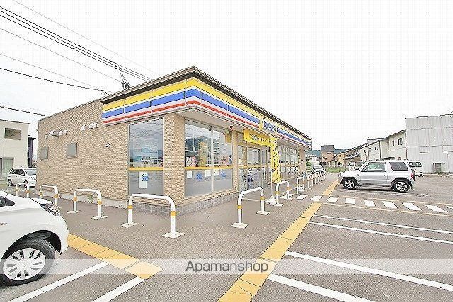 コンビニ　ミニストップ山川町湯立店（コンビニ）まで486m