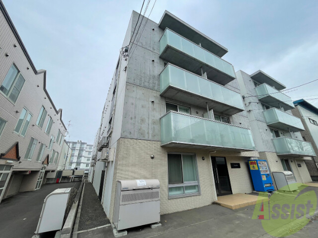 建物外観　札幌市東区北１４条東「ガレ・ド・ファン」
