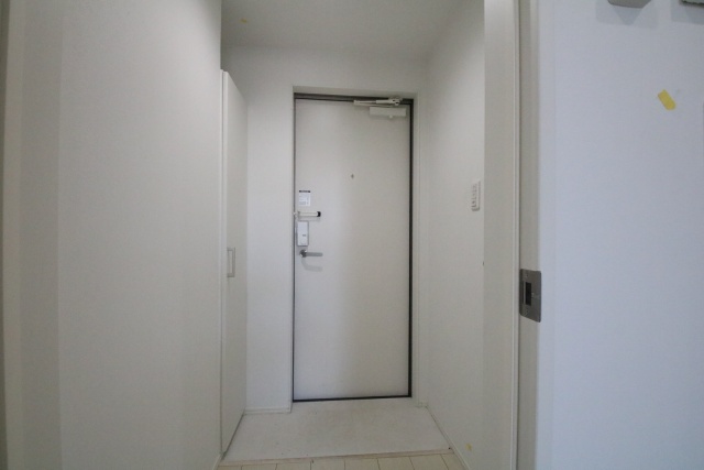 玄関　※別室の参考写真の為、現況優先です。