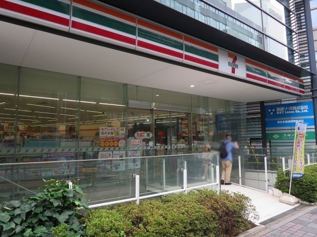 コンビニ　セブンイレブン（コンビニ）まで108m