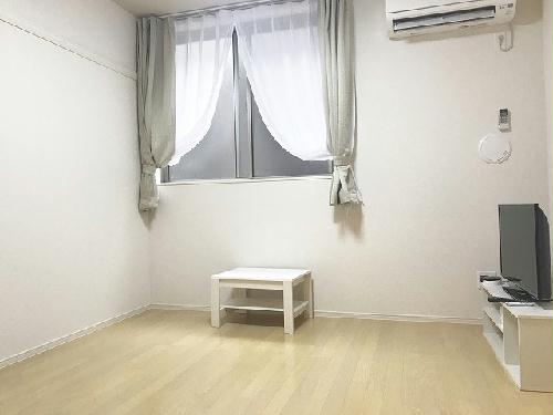 居室・リビング　部屋毎に間取りが異なる場合がございます。