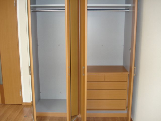 収納　クローゼット