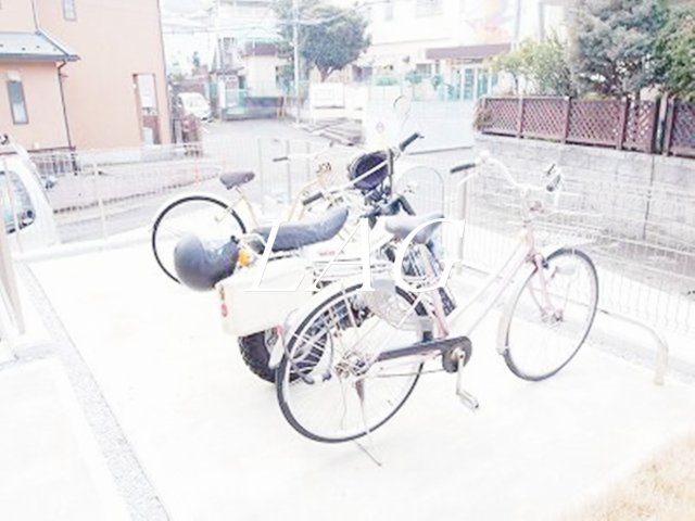 その他共有部分　駐輪場です。