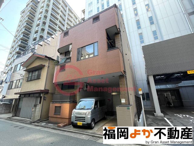 建物外観　外観は落ち着いています