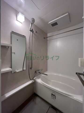 バス・シャワールーム　※参考写真です。同じ間取りの別部屋になります。
