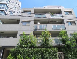 建物外観　外観は落ち着いています