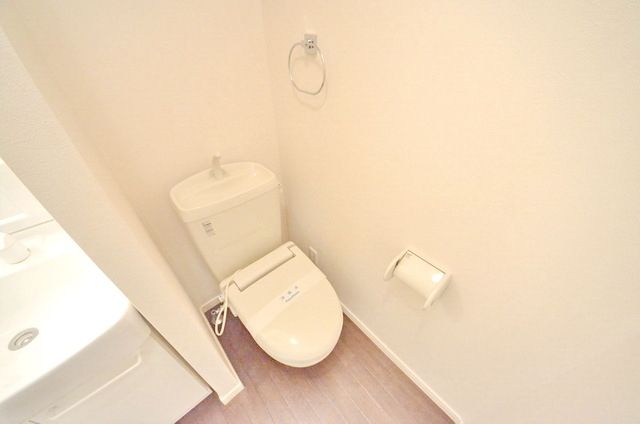 トイレ　★お部屋探しは株式会社タウンハウジング東京まで★